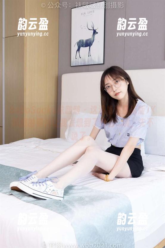 BoBoSocks袜啵啵 - 这波奶油最新版JK制服的照片让我联想到了什么...哦，先不说了。