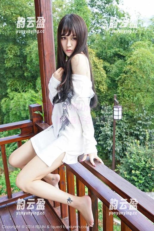 Feilin嗲囡囡 - 于姬Una制服，集合全网目光，观看或许会被催眠！