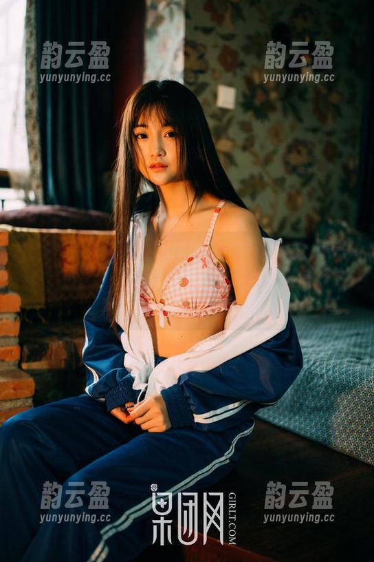 GIRLT果团网 - 妲己_Toxic的制服美图秀，套图一波接一波，你的想象力准备好了吗？