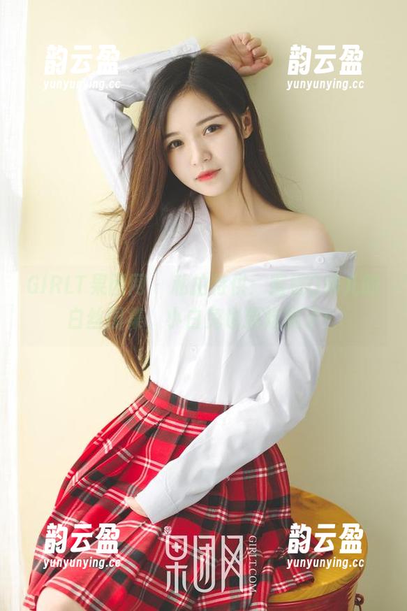 GIRLT果团网 - 私拍特供：蜜桃Q妹儿的白丝图集，小白兔也要吃桃子！
