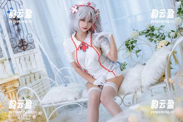 Momoko葵葵 Momoko葵葵的粉色美图上线,感觉我也得需要一张这种色的衣服了!