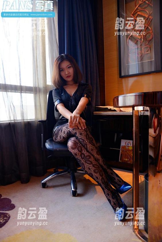 PANS写真-小青 PANS写真 - 虽然校服了不起,但小青的自拍合集更有暗藏玄机,速速下载吧!