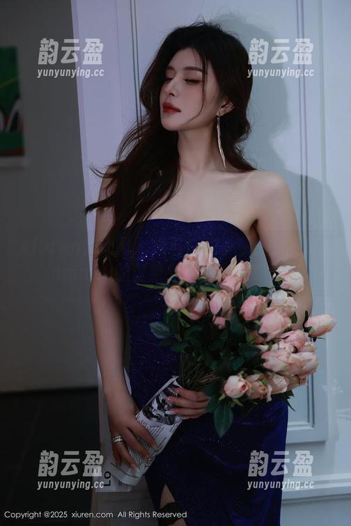 Xiuren秀人网-夏笑笑Summer Xiuren秀人网 - 黑与白的争夺:夏笑笑Summer的壁纸秀,看你爱哪个?