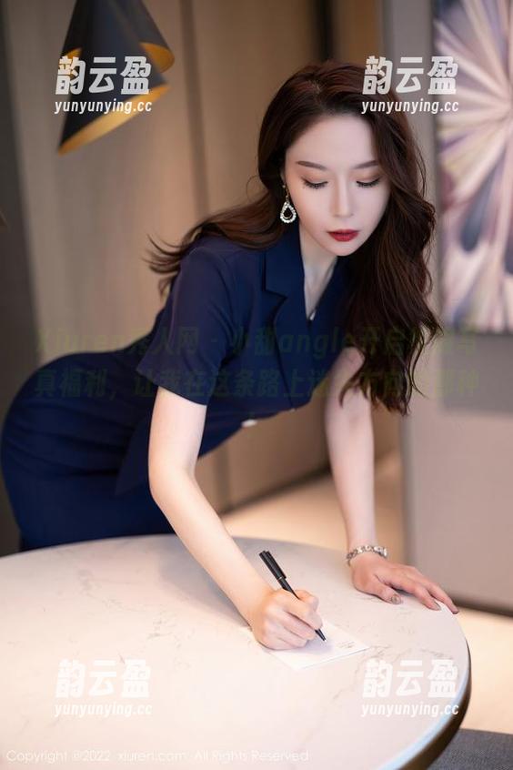 Xiuren秀人网-小甜angle Xiuren秀人网 - 小甜angle开启校服写真福利,让我在这条路上迷失方向的那种!