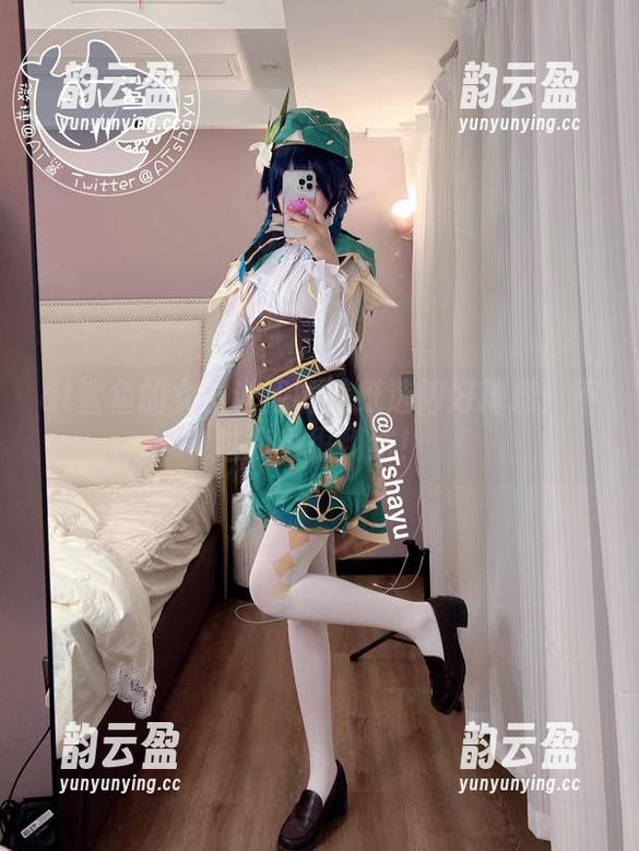 at鲨鱼的女友说我的壁纸选得好糟糕！不过我也很纠结！