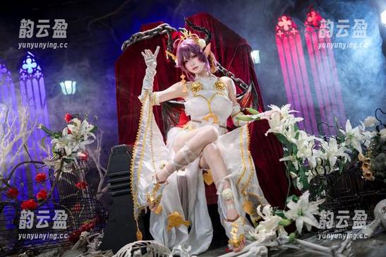 穿梭在九柒喵的纯白作品里，美图让人想起小时候的冬天…