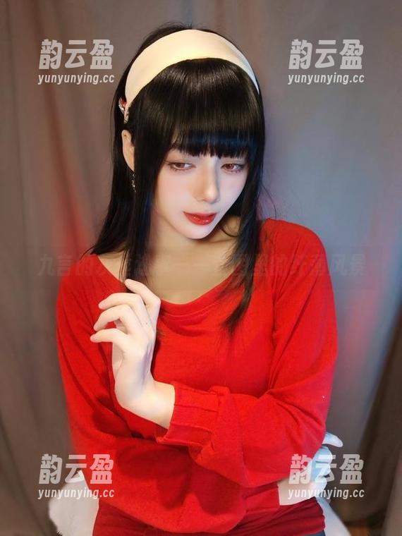 九言 九言的灰丝逸事——套图里的纤薄风景