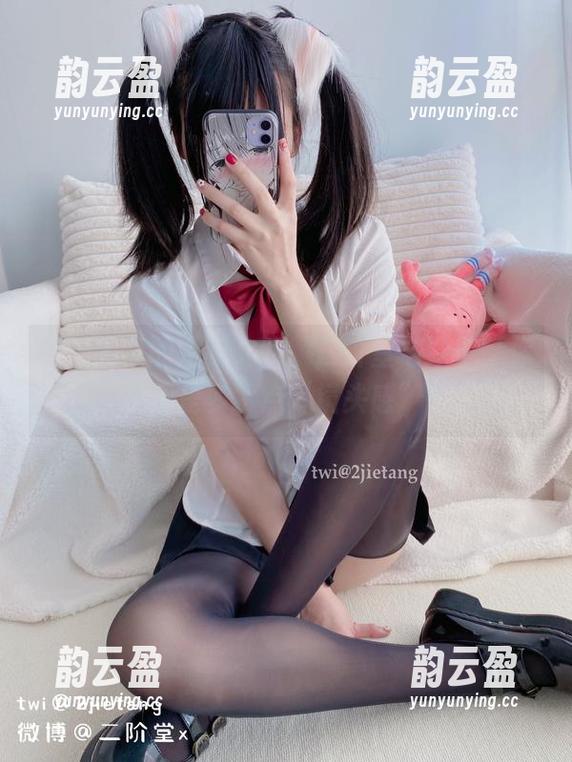 眼镜图集的定制之路，二阶堂宅绘子，你是不是多了点“镜头感”？
