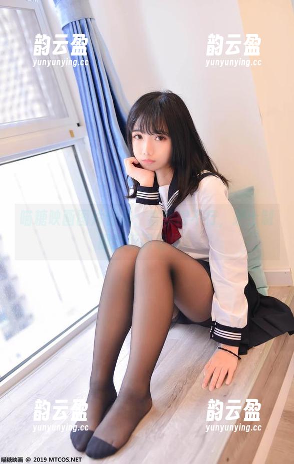 喵糖映画图片合集：喜欢得不行，护士制服的低调奢华。