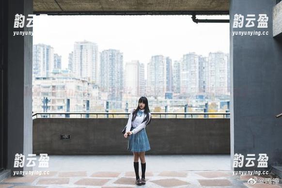 最新图包很nice，嘎潼的比基尼轻松驾驭，咖啡都不香了…