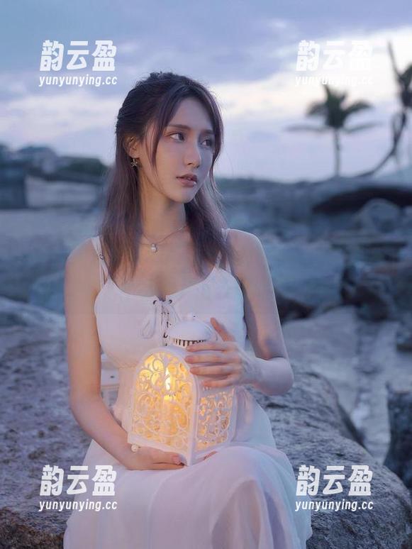 在下萝莉控ii的高清长腿，哈哈，这腿该不会是P上去的吧？