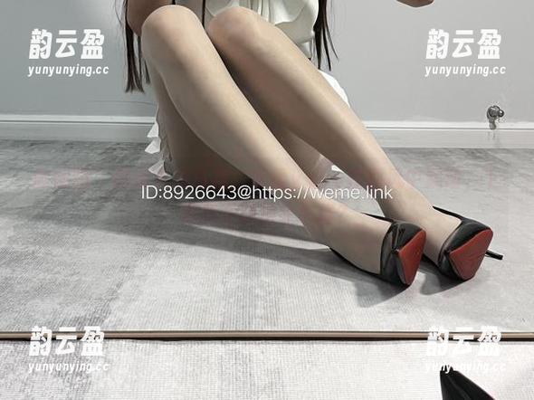 微密圈 - 高清下的白裙，婉柔yyyy在微风中飘动，下载后不知道会怎样？