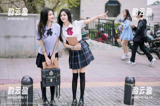 尤蜜荟 - 想要拥有菲儿beauty夏日的气息？免费下载一份试试吧