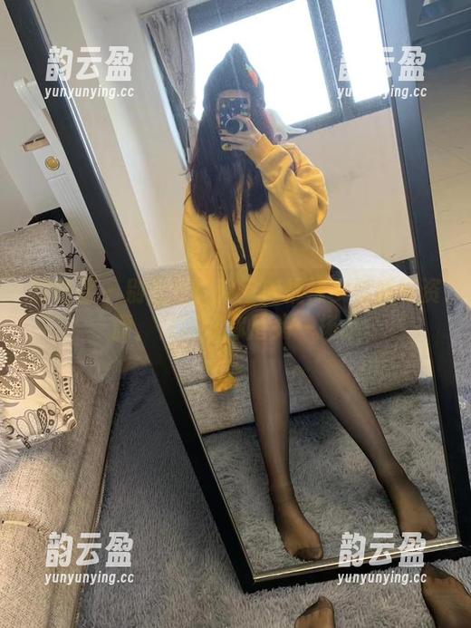 微密圈 - 别走开！教室内提袜少女最新资源，保证让你眉头一扬。