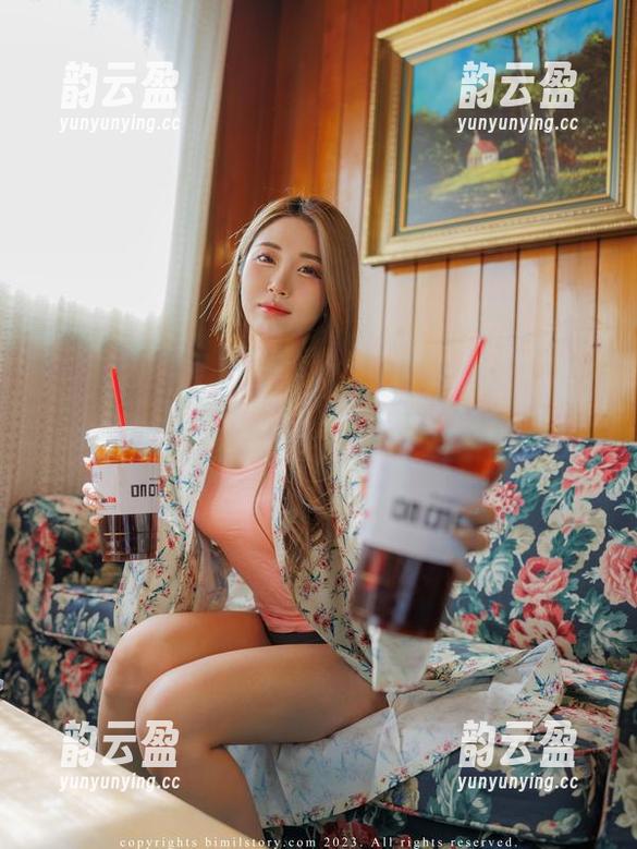 随便翻翻普美Bomi(보미)的女王作品，哎呀，干嘛这么上瘾呢，自己也想当女王！