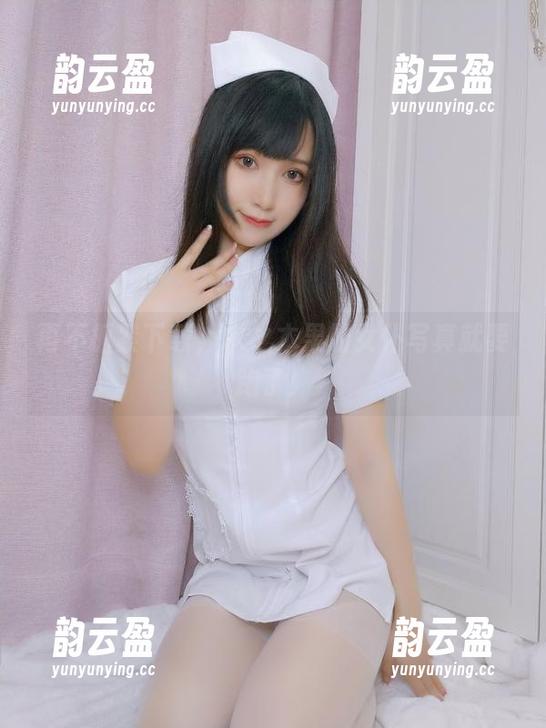 木之本果 再不抓紧下载,木之本果的女仆写真就要跑了!