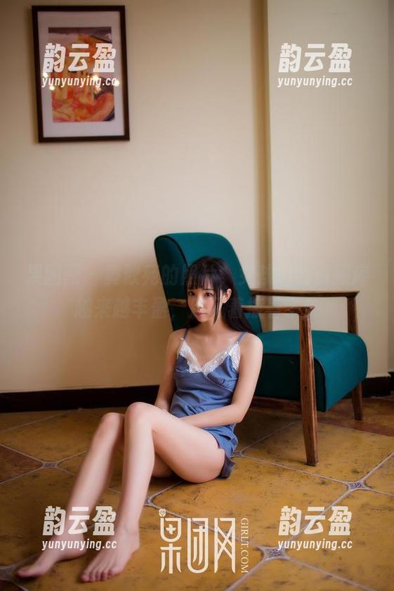 果团网 - 黄歆苑的照片，女孩们的资源库越来越丰盈，别藏着掖着了！