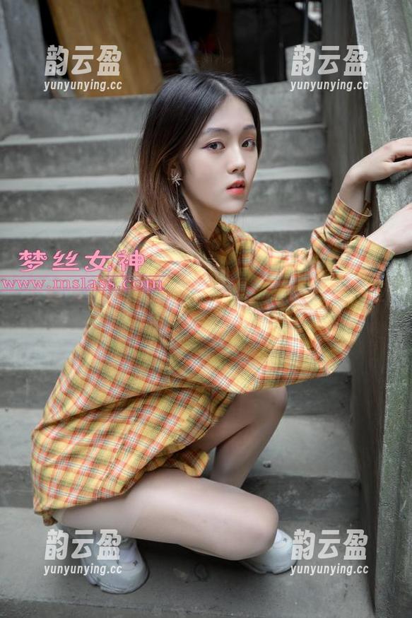 梦丝女神 - 香萱的作品集：天使与梦想碰撞的精选旅程