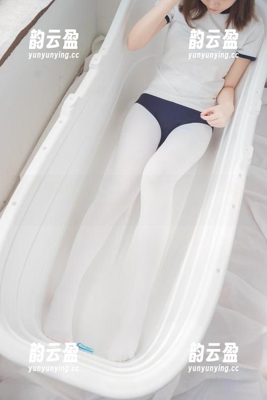 森萝财团-卉子 森萝财团 - 卉子独门秘籍:吊带写真集精选,给你的眼睛放个假