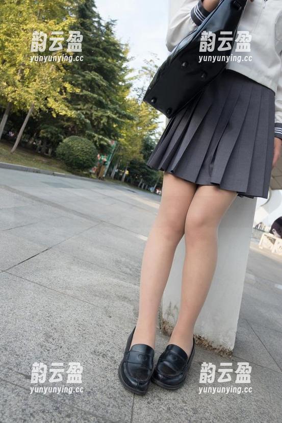 森萝财团的新宠：私房角色扮演黑丝妹妹