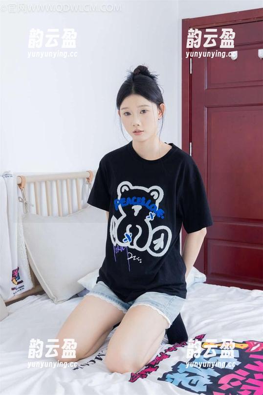 物恋传媒 - 精选：泡泡的裸足刀叉摆盘，每一丝都是一场别样的灵感
