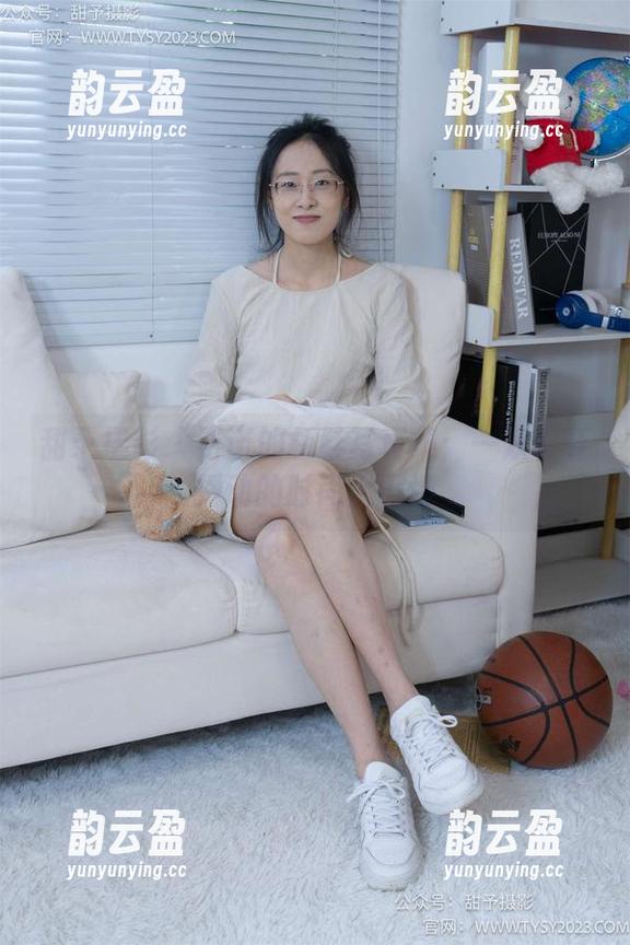 甜予摄影-诺诺 甜予摄影 - 诺诺的板鞋写真集:一双板鞋撬动的时尚大剧场