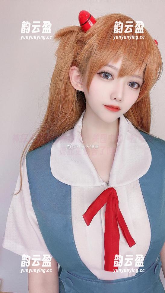 神探火狸狸的新挑战：美图中的諾拉与睡衣，彼此更适合了吗？