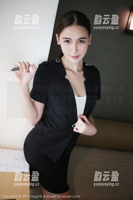 美媛馆 - 每次看到王馨瑶的长腿照片，我都觉得自己又没上过天，别犹豫，快下载这组写真吧！