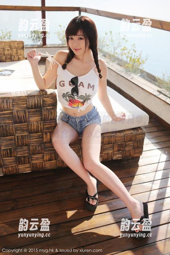 美媛馆 - 捕获软软爱吃肉的日常精华，高清合集里小心翼翼
