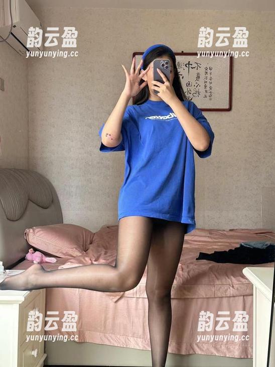 微密圈 - 当油亮黑丝搭上豹纹，美邵女Baby在线征服视线，拥有一组超赞图片哦。