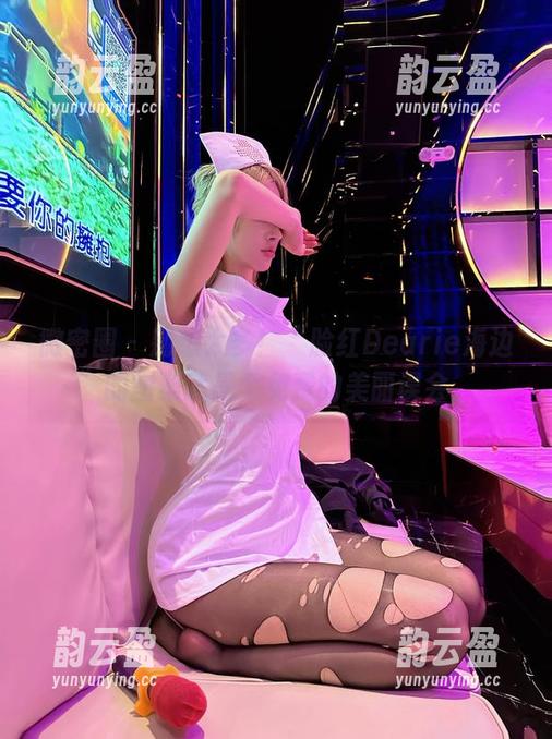 脸红Dearie 微密圈 - 别想太多!“脸红Dearie海边”的图集就是个免费的美丽误会。