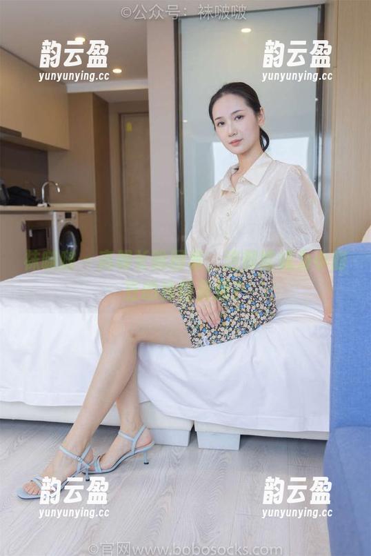 袜啵啵-小甜豆 袜啵啵 - 高跟长靴图集,这都能成为小甜豆的独特资源?