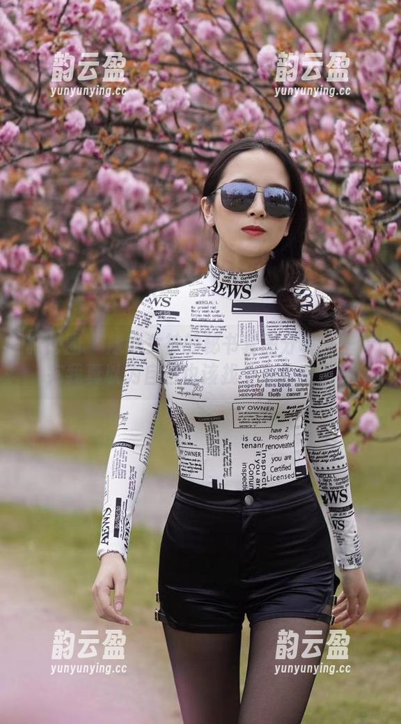 辣妈女神 微密圈 - 辣妈女神的秘书套图分享——看完我真以为自己也该找个办公室了!