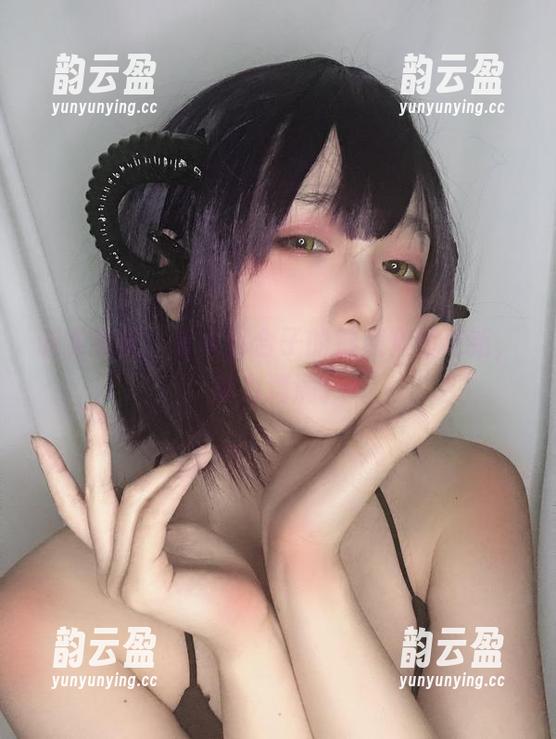 青水百合子 诚实地说,青水百合子的魅魔套图更新,魔力满满。