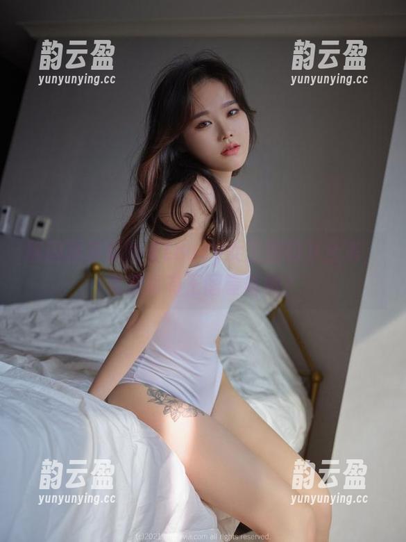 韩国孙乐乐的《Loozy女王回归》合集，难道真有王国等着她？