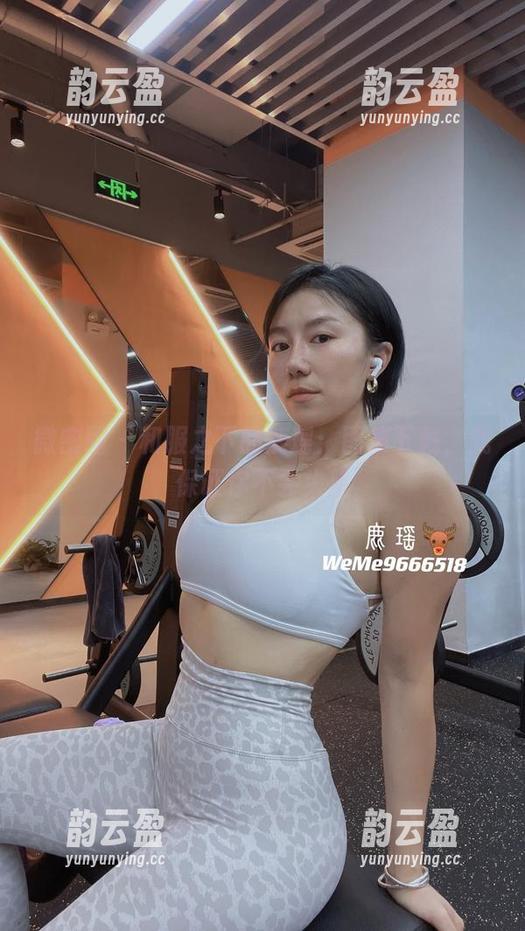 鹿瑶 微密圈 - 和服之下的鹿瑶:图集下载,我保证你不会失望